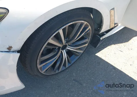 2018 Infiniti Q60 3.0T Luxe z USA, uszkodzony, nr VIN JN1EV7EK9JM340545